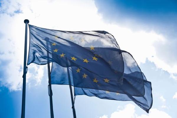 EU Parliament Passes Bill Requiring Smart Contracts to Include Kill Switch