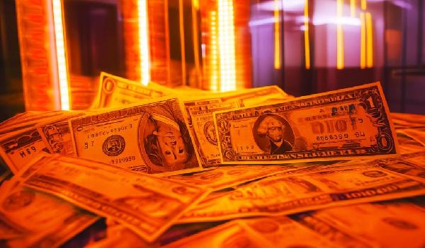 Bank of America Sees S&P 500 Showing Bullish Signals, But Warns a Modest Pullback Could Be Near – Here’s When