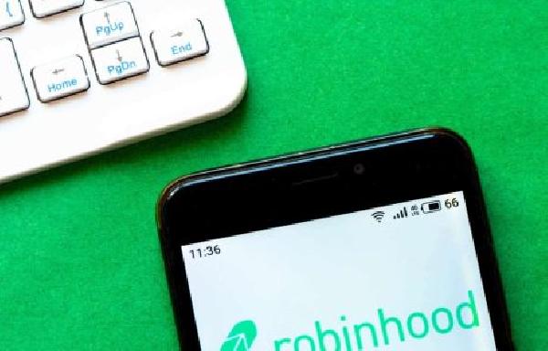 CFTC Crackdown: Robinhood Derivatives Forced to Withdraw Sports Event Contracts