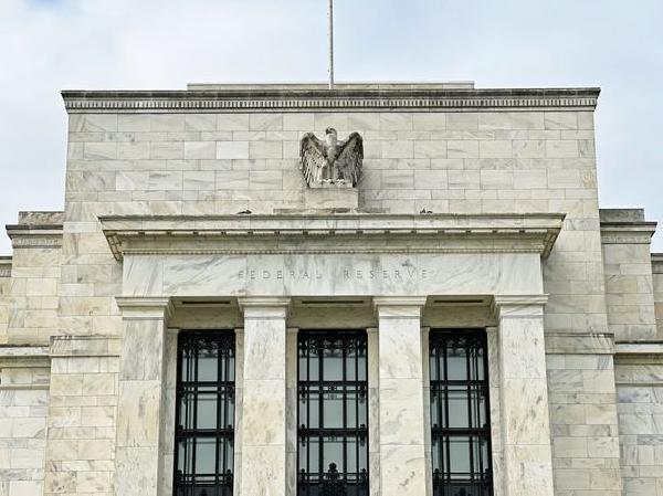 US Banking Regulators Warn Banks About Crypto Liquidity Risks