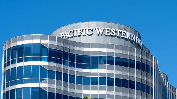 Pacwest Stock Plummets Over 35 Following Release of Q1 Earnings Report Amidst Turmoil in Banking Industry