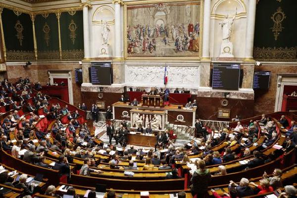 Crypto Industry Hopes Turn to French Legislators as Regulators Back Mandatory License