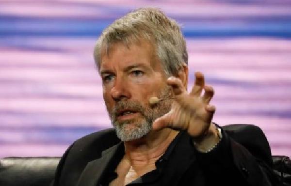 Michael Saylor Proposes Bitcoin Strategy to Microsoft