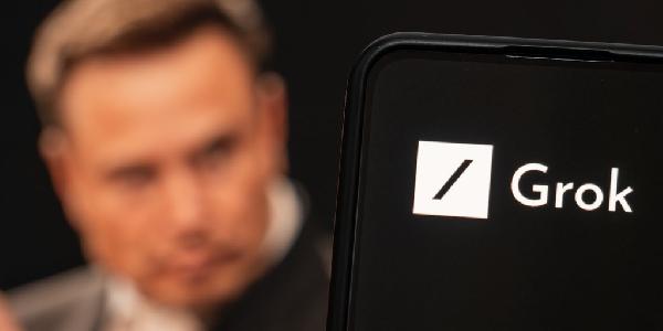 Elon Musk‘s xAI Launches Grok Studio to Challenge ChatGPT With Split-Screen Collaboration