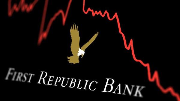 SEC Probes First Republic Bank Executives for Insider Trading; Lawmakers Dump Bank‘s Shares Before Collapse