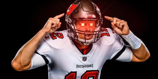 Tom Brady Ridiculed for FTX and Crypto Investments in Netflix Roast