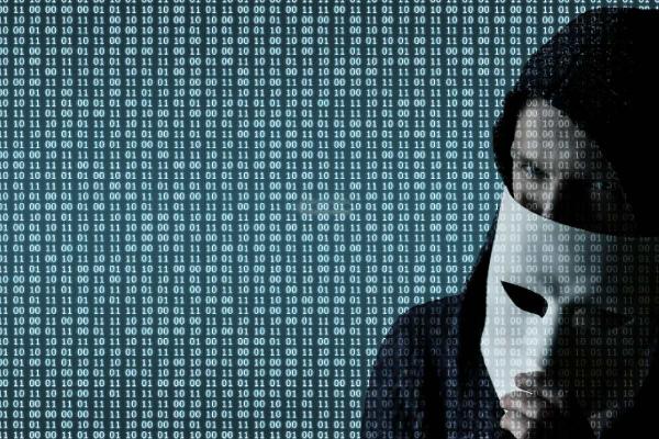 Crypto Sleuth Claims YouTuber ‘Blue‘ Used NFT Drainer Tech to Carry Out $1.5 Million Scam