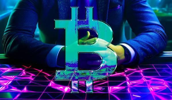 Bloomberg Analyst Says SEC Lining Up To Potentially Approve All Spot Bitcoin ETF Applications in January