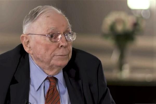 Charlie Munger‘s Zoomtopia Keynote: Crypto, AI, and Life Wisdom