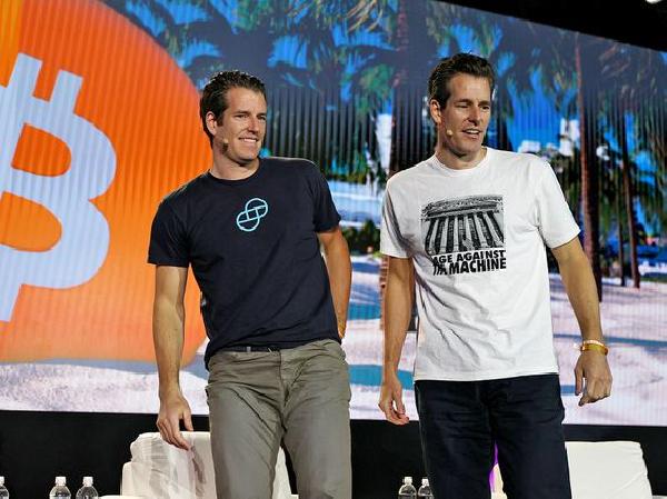 MakerDAO Favors Holding GUSD Stablecoin as Part of Reserve in Early Voting