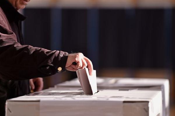 IoTeX Blockchain‘s DAO Votes 97 in Favor of Adding Ether Liquid Staking Derivatives