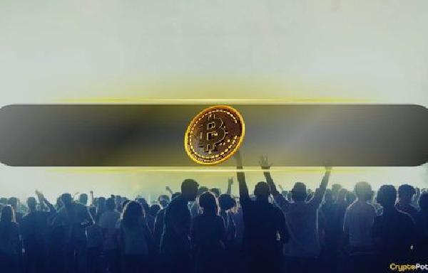 Bitcoin Search and Social Sentiment Slump: Retail Remains Absent as Prices Climb