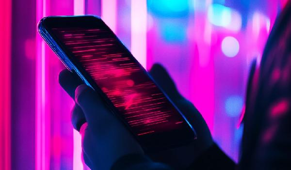 FBI Issues New Scam Warning, Says Fraudsters Have Been Impersonating ‘Senior US Officials’ in Text and Voice Messages