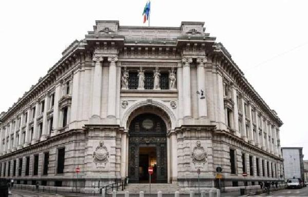 Bank of Italy Calls Bitcoin P2P Services ‘Crime-as-a-Service’ Amidst Growing Acceptance