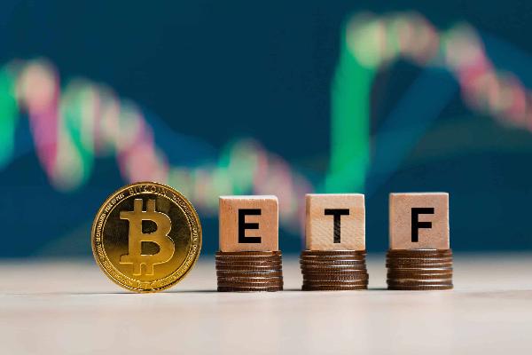 BlackRock’s $10 Million BTC Purchase Set For Today As Bloomberg Expert Predicts Imminent SEC Approval For Bitcoin Spot ETFs