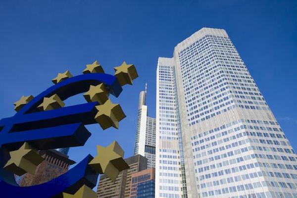 Digital Euro Should Prioritize Online, Peer-to-Peer Payments, ECB Says