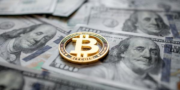 Bitcoin on Track for Record Price This Quarter as Investors Reallocate Assets: Standard Chartered