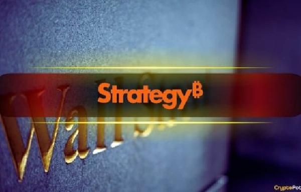 Strategy’s Bitcoin Holdings at Risk, May Sell BTC to Meet Obligations