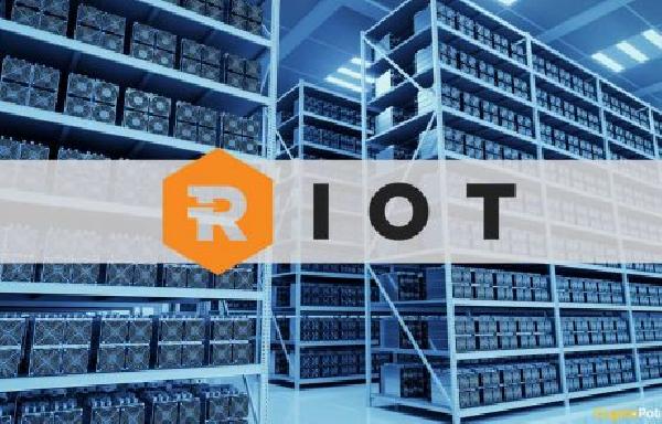 Riot Platforms Buy $291 Million In Mining Rigs, Locks In Price For Even More