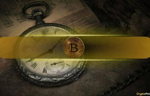 Bitcoin Whale from Satoshi Era Resurfaces, Transfers $43.9M Worth of BTC After 10 Years