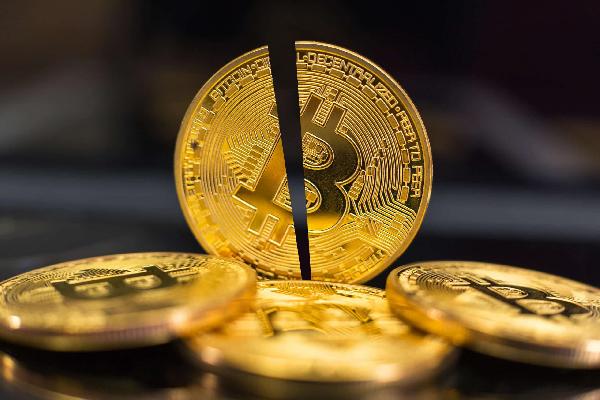 Bitcoin Miners Hut 8 and USBTC Complete Merger, Forming New Hut 8 Corp for Upcoming Halving