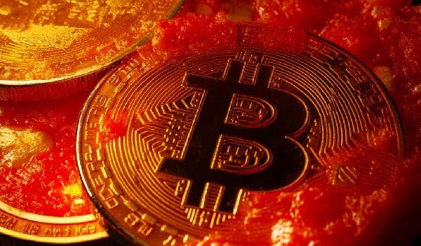 President Trump May Trigger Decorrelation Between Bitcoin and the Nasdaq, According to Macro Guru Luke Gromen