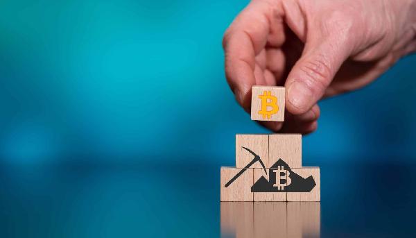 Prepare for a North American Bitcoin Mining Infrastructure Boom + More News