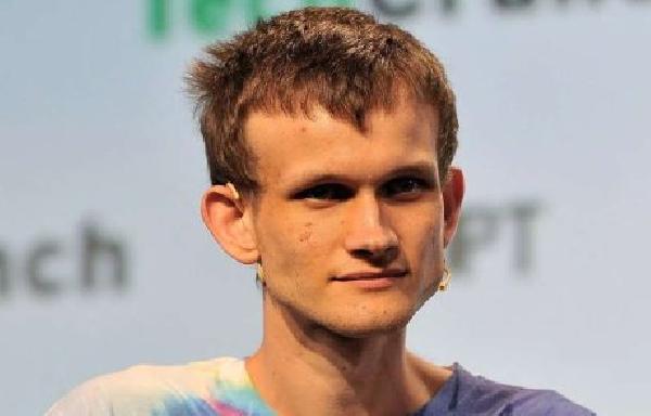 Vitalik Buterin Rejects Bitcoin Allocation Rule, Stays Committed to Ethereum
