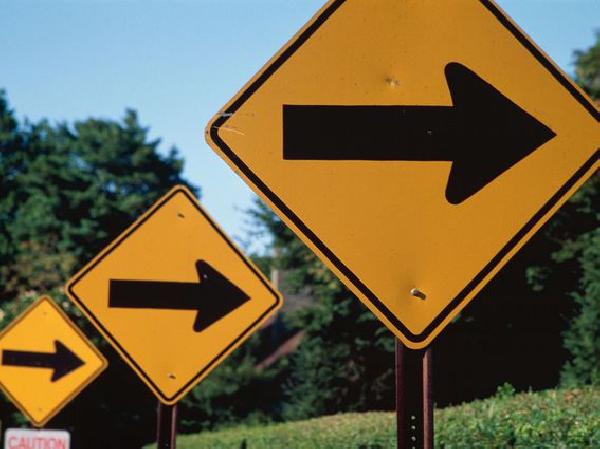 Bitcoin Hovers Around $30K, Ether Holds Above $1.9K Ahead of Shapella Upgrade