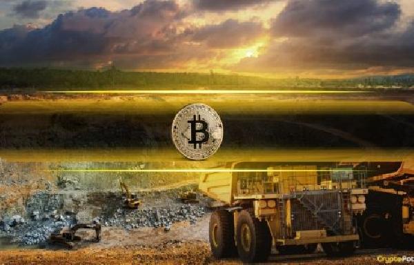 Chinese Auto Dealer Dives Into Bitcoin Mining With $256M Investment
