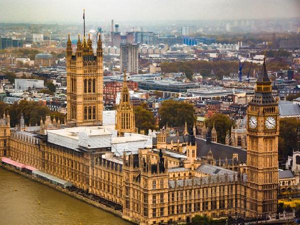 UK Lawmakers‘ Bid to Regulate Crypto as Gambling Could Be a Political Problem, Invites Industry Wrath