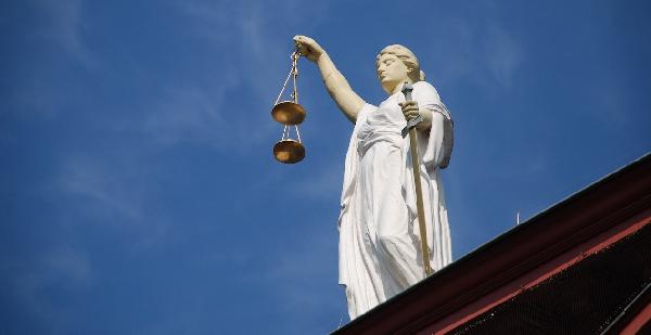 US Chamber of Commerce Backs Coinbase in Fight for Regulatory Clarity