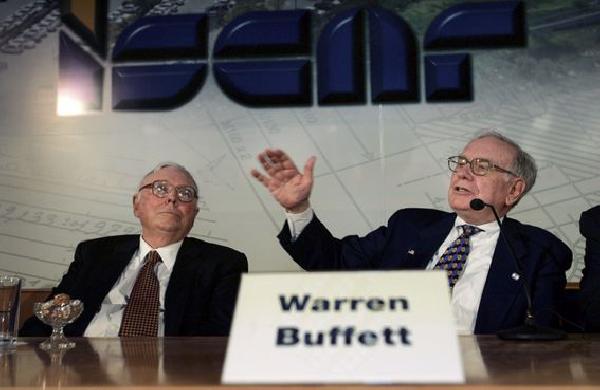 Berkshire Hathaway‘s Charlie Munger Calls for Crypto Ban in the US