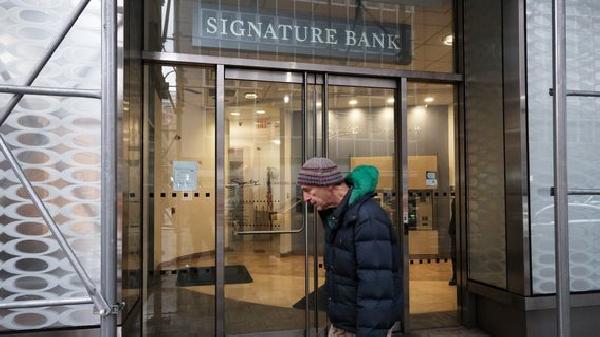 Signature Bank’s Prospective Buyers Must Agree to Give Up All Crypto Business: Report