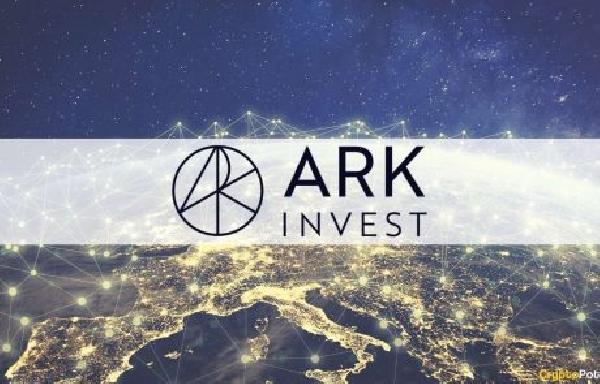 Cathie Wood’s ARK Invest Offloads Over $88M Worth Coinbase’s COIN Shares in 2 Weeks