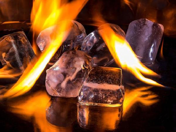 Bitcoin, Ether Swing From Cold to Hot in Event-Filled Week