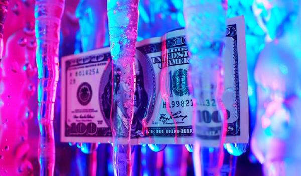 JPMorgan Chase Warns US Stocks ‘Not a Good Place To Hide’ As Paul Tudor Jones Braces for Fresh Market Lows