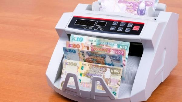 Report: Zambian Currency Poised for First Quarterly Decline Since 2020