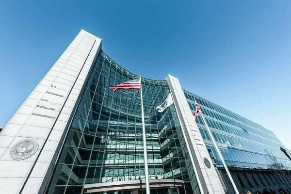 Bloomberg Analyst: Crypto Faced Its Own Set of Bank Runs Alongside the Wider Economy