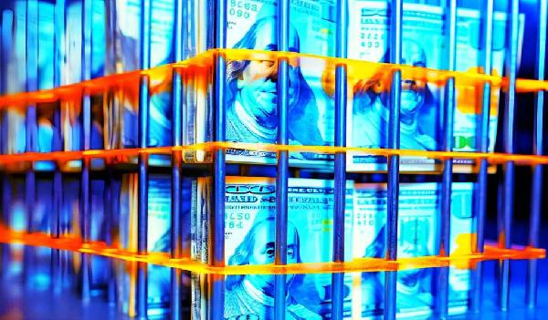 A US Bank Is Denying Access To Funds And Freezing Accounts, Leaving Customers in Dire Financial Straits: Report