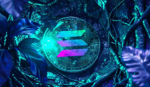 Momentum Indicator Flips Bullish for Ethereum Rival Solana, According to Crypto Analyst – Here Are His Targets
