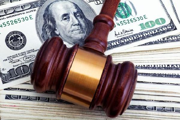 First Mover Americas: Grayscale Bitcoin Trust at Issue in Court