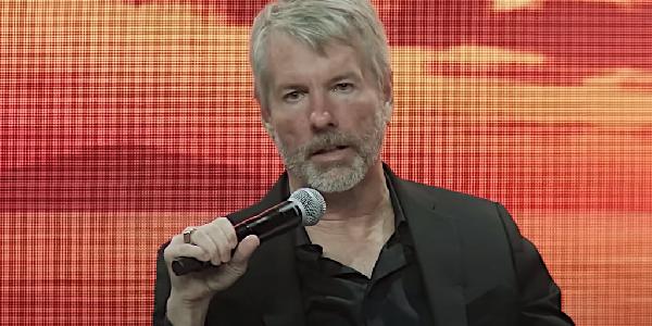 Strategy‘s AI Embrace: Michael Saylor Says He Built His Bitcoin Empire With Chatbot Help