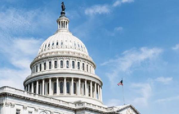 Senate Passes Bill To Scrap Anti-Crypto Banking Policy – Will Biden Follow?