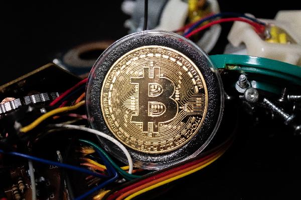 Against All Odds: Solo Miner Claims $160,000 Bitcoin Block Reward – Here‘s What Happened