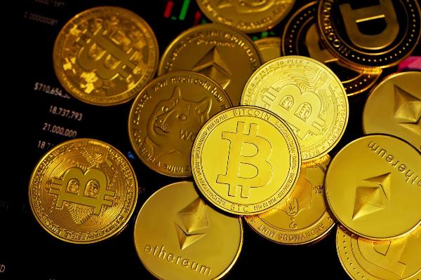 BitPay Enables Gucci, Movie Ticket, and Mortgage Purchases with BNB, Chainlink