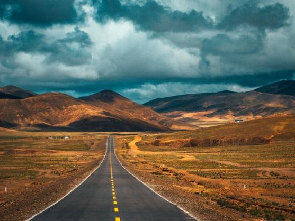 Bitcoin, Ether Settle Into a Range as Indicators Point Neutral