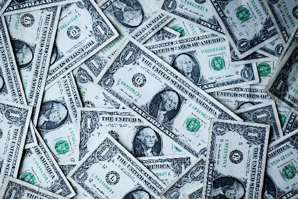 August PCE Inflation Data: Federal Reserve‘s Key Measure Dips, Easing Market Concerns