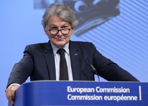 EU Parliament’s Smart Contract Plans Limit Standard-Setting Promise, EU Commissioner Says