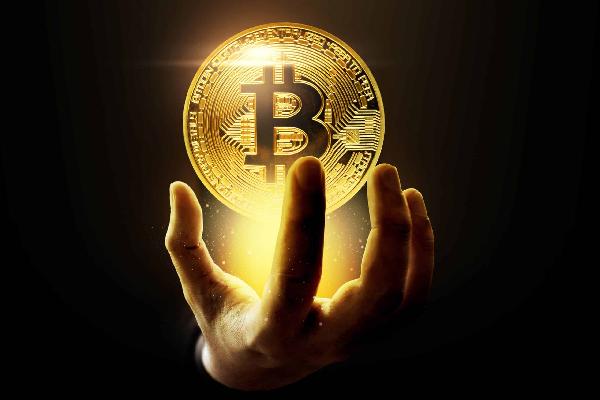 Crypto Execs Argue Bull Run Could Lead to $100,000 BTC in 2024 + More News